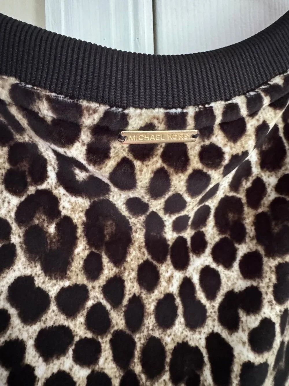 Michael Kors XL Super Soft Cheetah Print Long Sleeve Off the Shoulder Blouse EUC